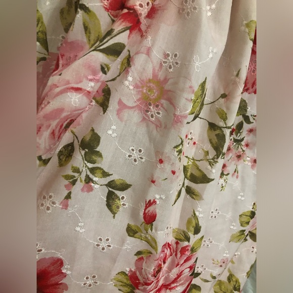 Jessica Simpson red roses eyelet lace fit & flare dress size medium brand new - Picture 15 of 17